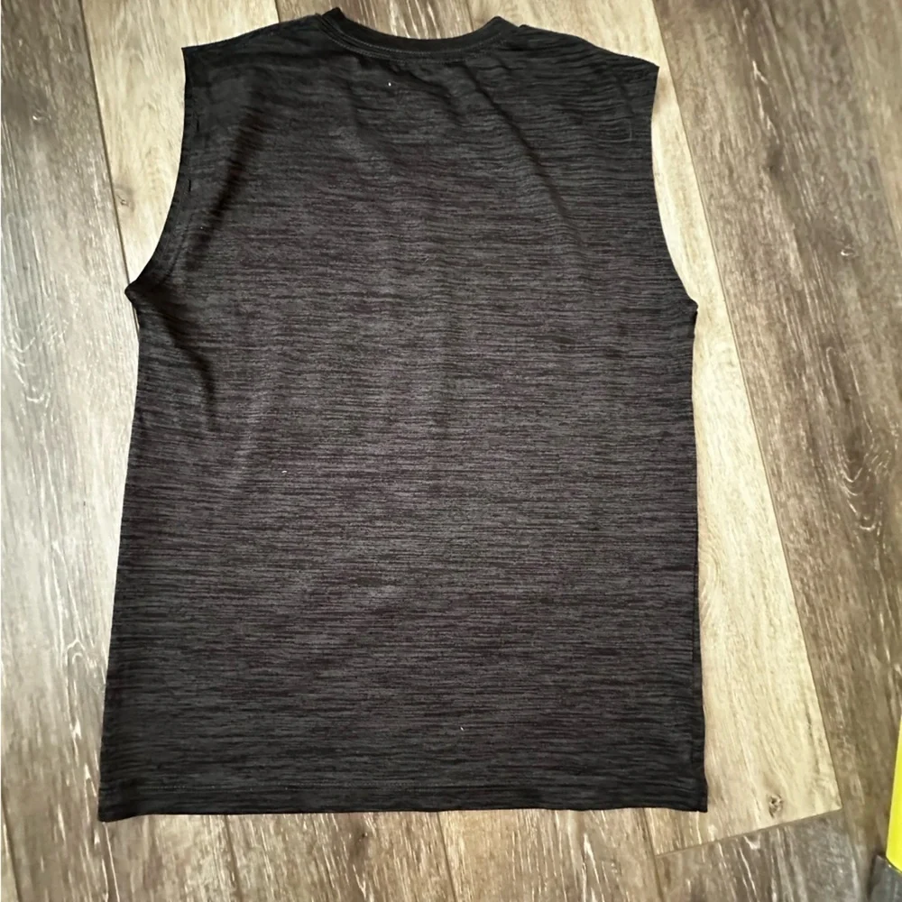 🖤 Tek Gear sleeveless top